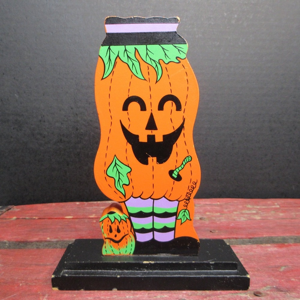 Vintage Halloween Jack-o'-Lantern Pumpkin Wood Figurine Decoration Taiwan 6.5"